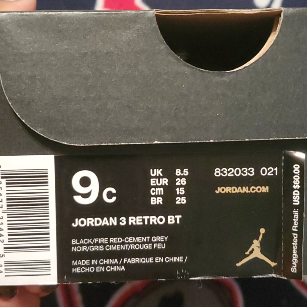 Sneakers - Picture 5 of 5